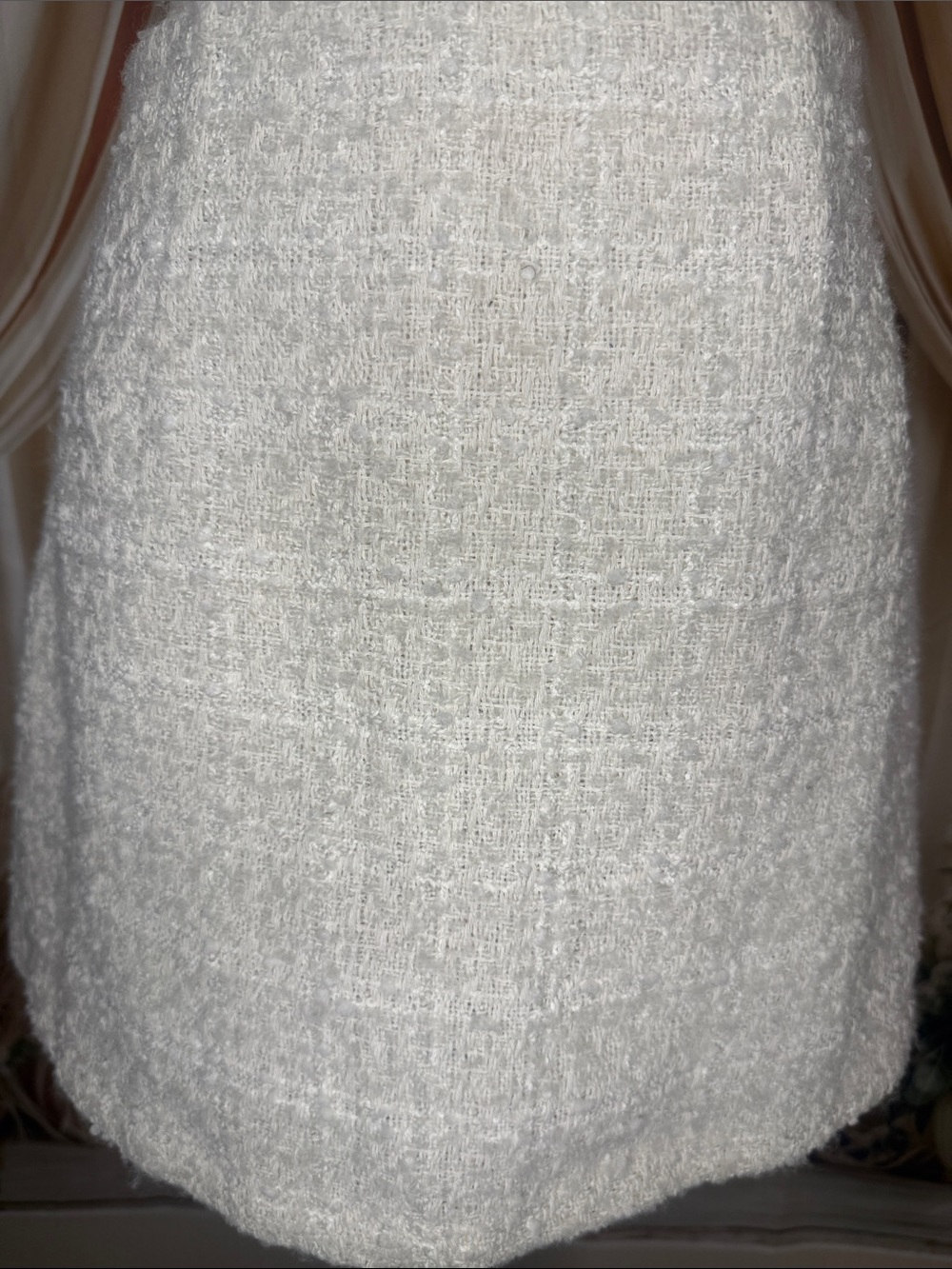 Abercrombie & Fitch Ivory Textured Pencil Skirt - Picture 4 of 9